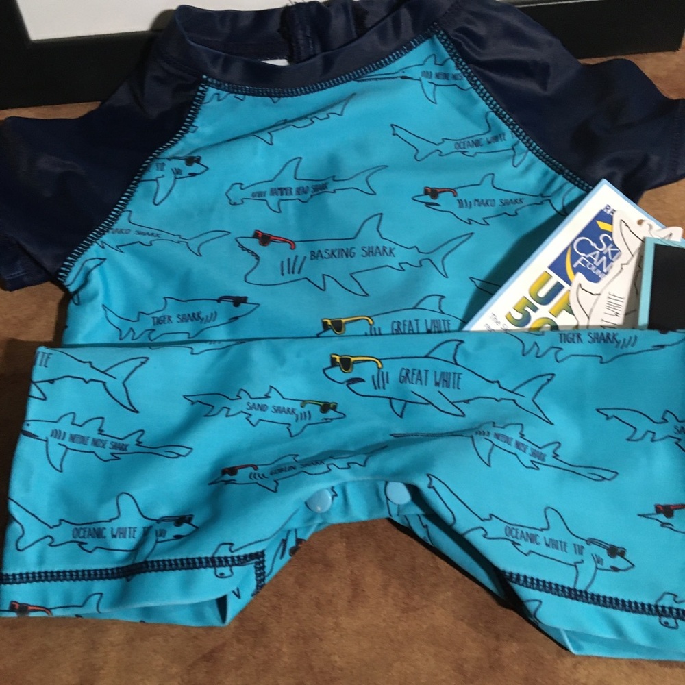 ANDY & EVAN BABY BOY’S SHARK GRAPHIC SHORTALL NWT AUTHENTIC AQUA SUIT.